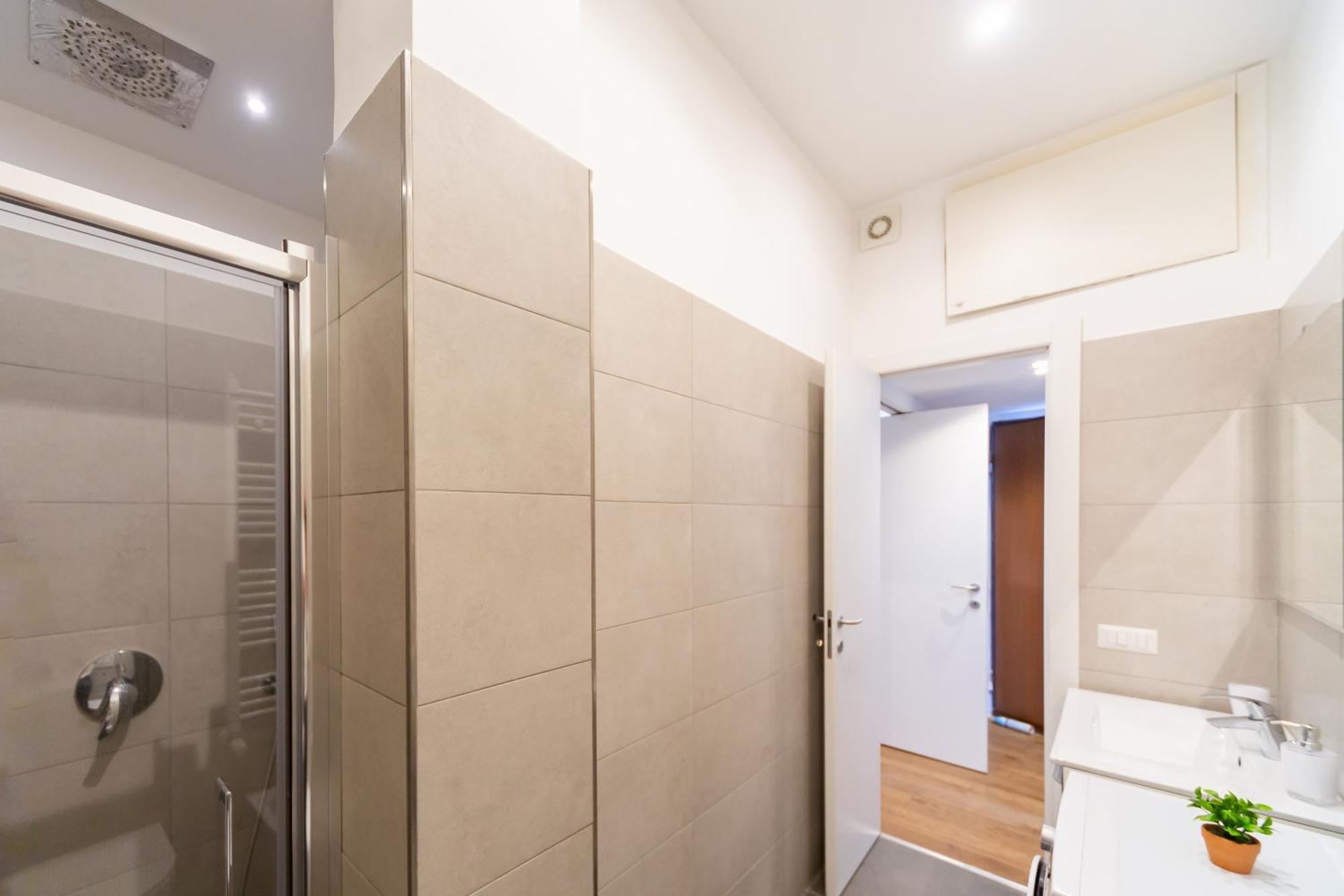 Metro M1- Fiera Citylife Duomo 10 Min Ac Wi-fi Apartamento